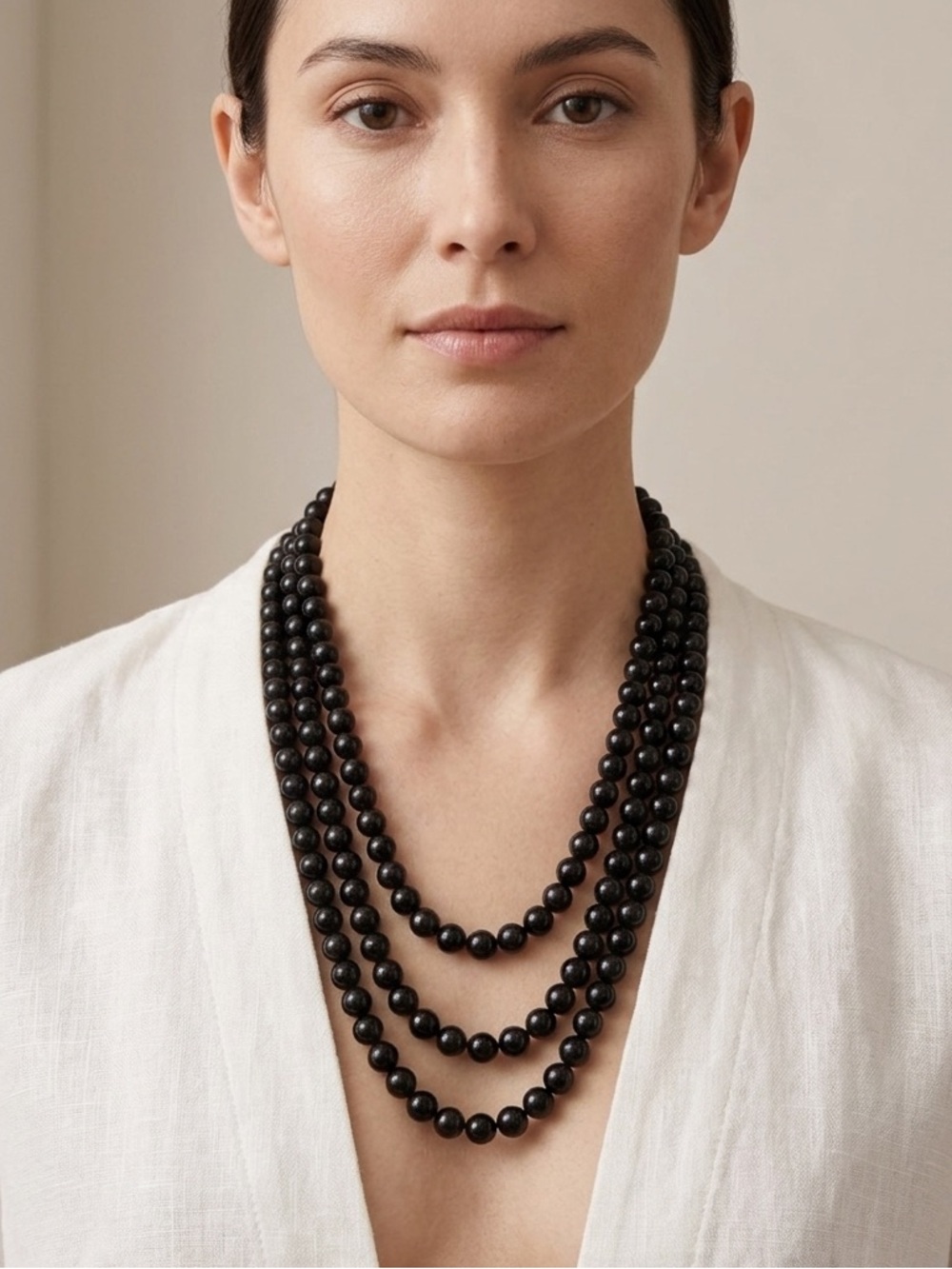 Glass Black Beaded Necklace ( brooches are not included) - Picture 3 of 6